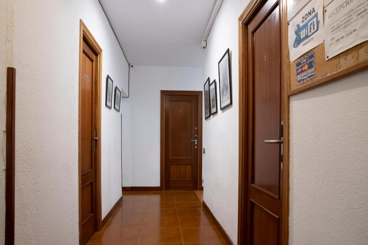Hostal Tokio Madrid Exterior foto